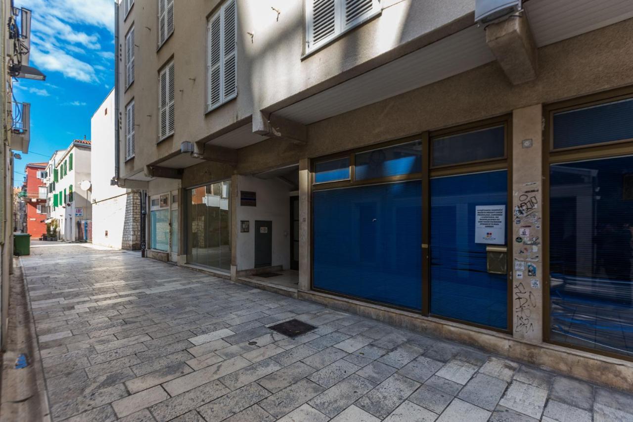 Kuki Apartment With Balcony 자다르 외부 사진